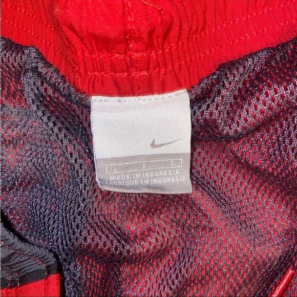 Vintage Nike Swim Trunks  - Picture 3 of 6